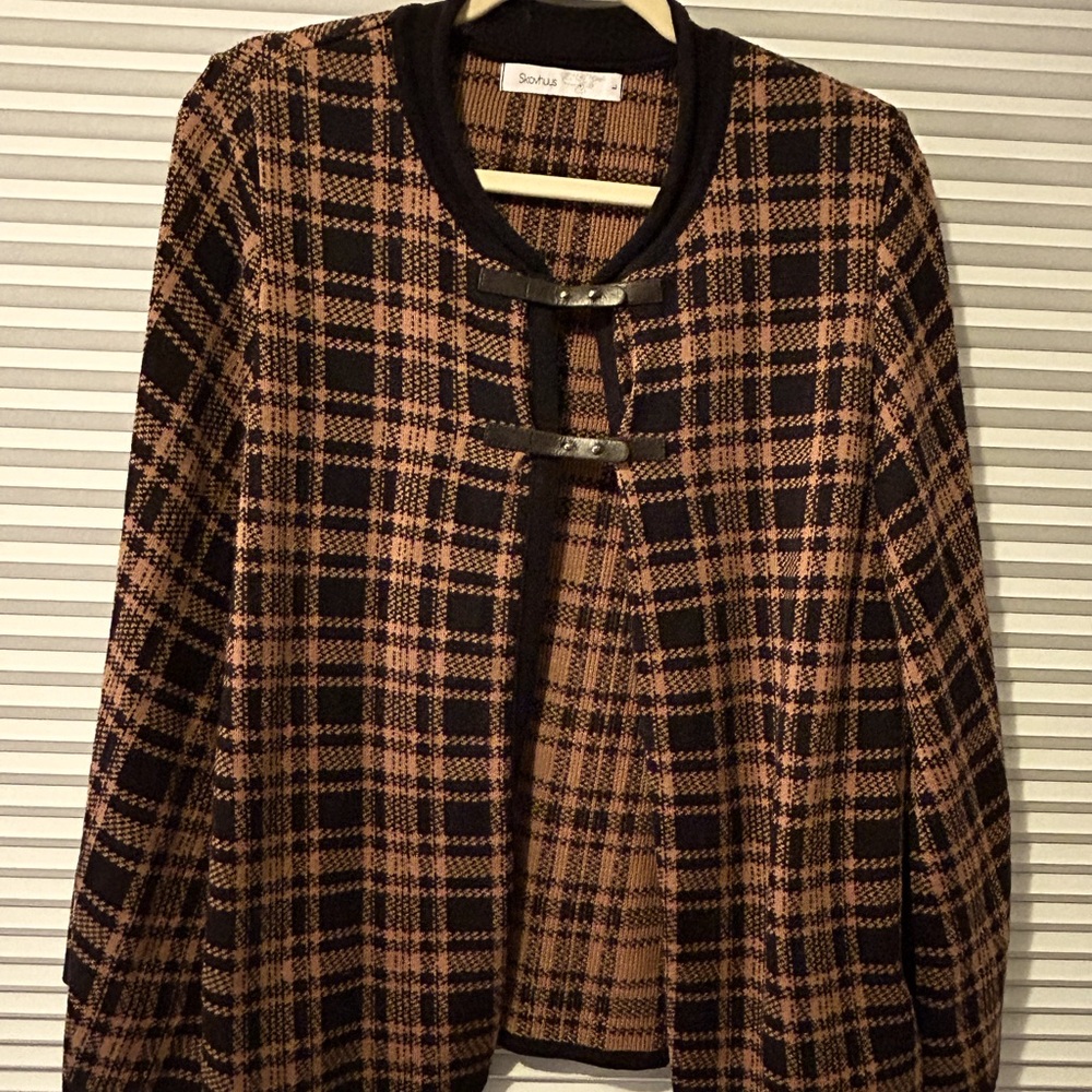 Skovhuus Plaid Cape Sweater Made in Denmark